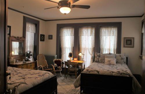 Erie Cama Y Desayuno | Spencer House Bed & Breakfast
