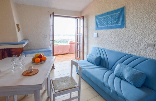 Ruoni Apartamento | Alojamiento de 2 habitaciones en Santa Teresa di Gallur