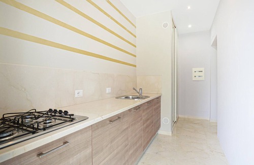 Eraclea Minoa Apartamento | Spend a wonderful vacation by the sea in this bright and stylish vacation apartment.