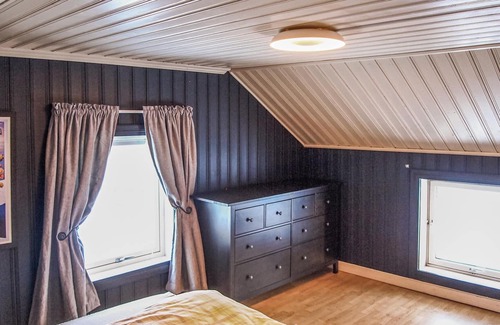 Dyrvik Apartamento | Alojamiento de 3 habitaciones en Dyrvik