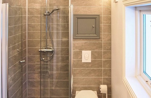 Dyrvik Apartamento | Alojamiento de 3 habitaciones en Dyrvik