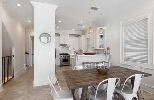 Delos Casa | Spend the Summer by the Beach! Frangista Beach! Private Pool! 5 Adult Bikes! Gulf Front!