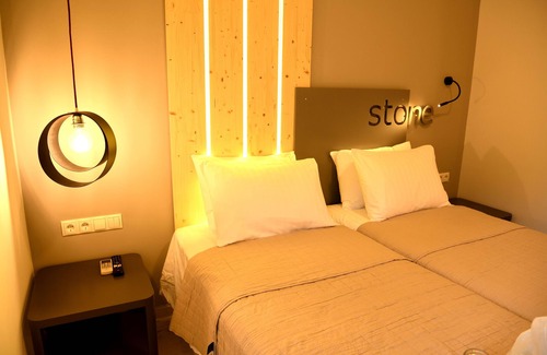 Spilion Apartamento | Spilgaia Stone apt in Spili for 2, with spectacular views!