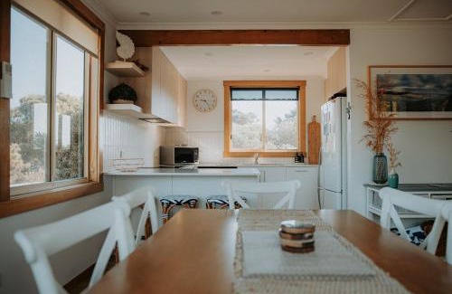 Falmouth Casa | Spindrift Falmouth, adventurers coastal haven