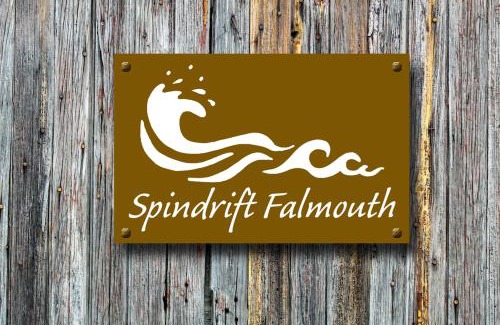 Falmouth Casa | Spindrift Falmouth, adventurers coastal haven