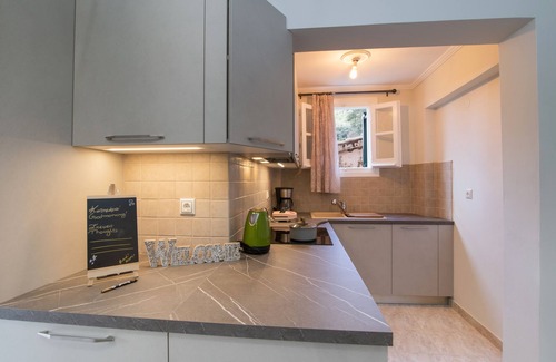 Doukades Apartamento | Spiros Holidays House