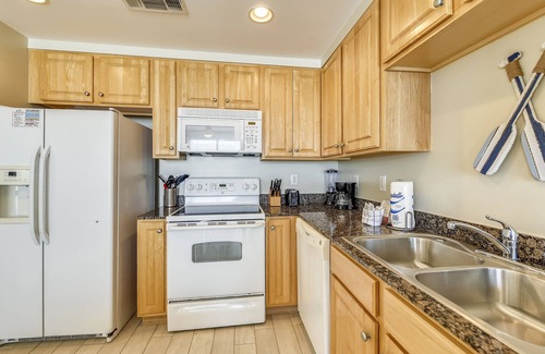 West Panama City Beach Condominio | Splash Beach Resort by Book That Condo