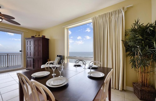 West Panama City Beach Casa | Splash Beach Resort #1601-W by Book That Condo