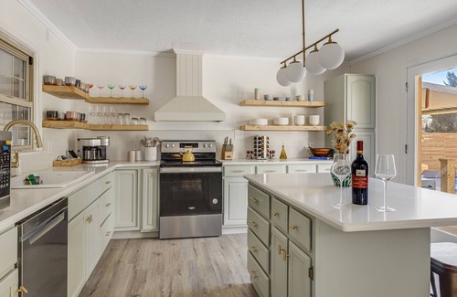Asheville Casa | Splash House - Heated Pool, Hot Tub, Pickleball, Movie Theater