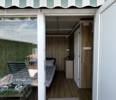 Ostruznica Apartamento | Splav na reci Savi