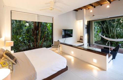 Anapoima Apartamento | Splendid 5BR Villa at Mesa de Yeguas