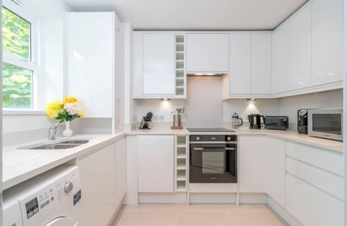 Vauxhall Apartamento | Sunny 2BR apt in the heart of Vauxhall, by subway
