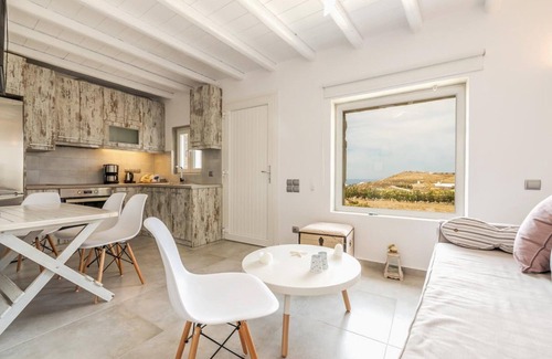 Tourlos Villa | Splendid Mykonos Apartment | Mykonos Chaming Nest | 1 Bedroom | Private Outdoor Jacuzzi & Breathtaking Sea Views | Perfect for a Couples Getaway | Tourlos