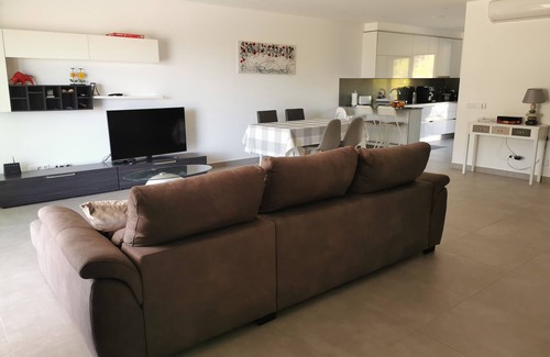 Pera Casa | Splendid new house with sea view