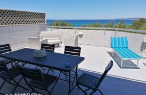 Rivabella Apartamento | Espléndido ático con vistas al mar