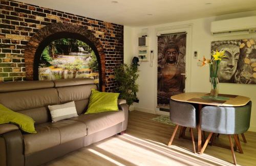 Peypin Apartamento | Splendid studio with AC and terrace - Dodo et Tartine