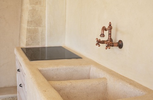 Salve Casa | Espléndida villa inmersa en el campo de Apulia a tiro de piedra del mar