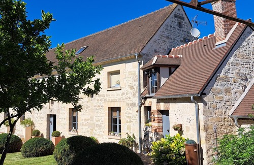 Fay-les-Etangs Casa | Splendide Maison de Campagne Entièrement Rénovée ,