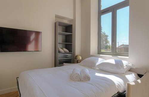 Ecully Apartamento | Splendide studio, terrasse ensoleillée, Ecully