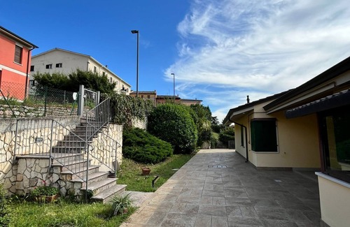 San Zeno di Montagna Apartamento | Splendido Appartamento Vista Lago di Garda