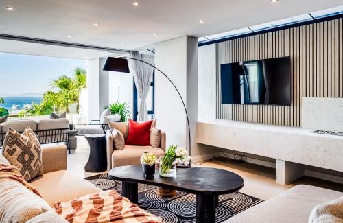 Green Point Villa | Splendor Views