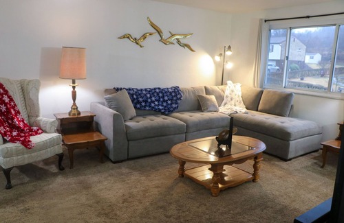 Connellsville Casa | Splitting The Distance Connellsville