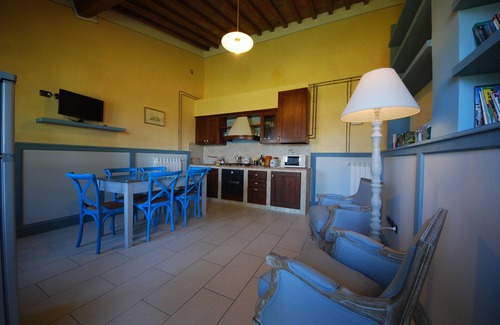 Spoleto Apartamento | Spoleto en la piscina, apt. 5 - vista maravillosa, a solo 0,7 millas del antiguo remolque