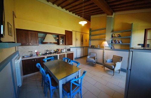 Spoleto Apartamento | Spoleto en la piscina, apt. 5 - vista maravillosa, a solo 0,7 millas del antiguo remolque