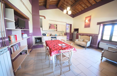 Spoleto Apartamento | Spoleto Poolside APT 1 - sleeps 4 - 0.9 kms to central Spoleto - jacuzzi, wifi