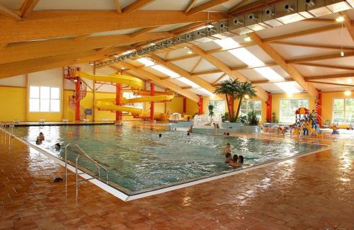 Neuruppin Apartamento | Sporthotel Neuruppin - Apartmenthaus mit Ferienwohnungen