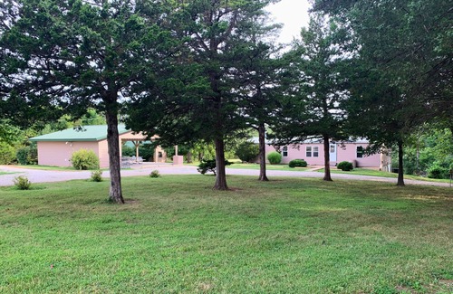 Leasburg Casa | Sportsman's Meadow vacation home near Meramec River
