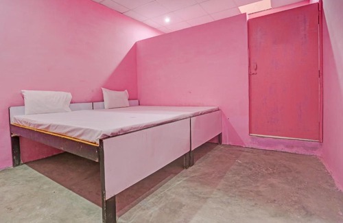 Aligarh Hotel | SPOT ON Hotel Yours Choice