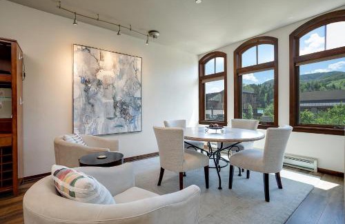 Downtown Steamboat Springs Casa | Sprawling Condo - Central Downtown - Resort 10-min