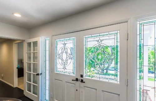 Agoura Hills Casa | Sprawling Old Agoura Estate w/ Heated Pool & HotTub