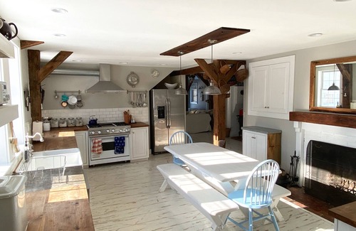 Moultonborough Otro | Amplia y elegante casa de campo en un huerto de manzanas - Capacidad 24