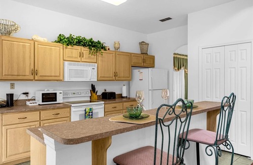 Kissimmee Villa | Spring and Summer Sales