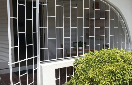 Sunset Crest Condominio | Spring Bookings! Anidele Bliss - 1 BR near Beach/Pool ⭐️ In walkable Holetown.