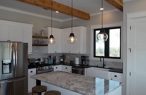 Spring Branch Casa | Spring Branch Cottages "Texas Redbud"
