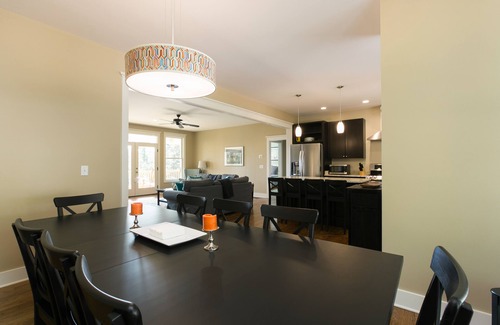Asheville Casa | Foxhaven tiene vistas impresionantes, a solo 15 minutos del centro de Asheville