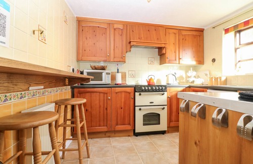 Wroxton Cabaña | Spring Cottage, WROXTON