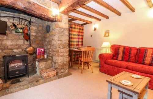 Wroxton Casa | Spring Cottage