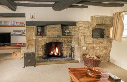 Sibford Gower Casa | Spring Cottage