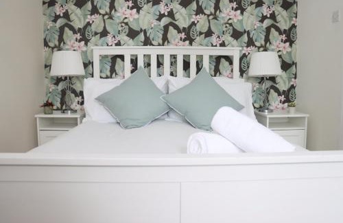 Penistone Casa | Spring Cottage