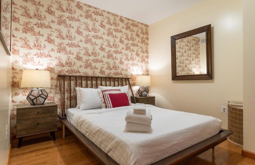 Center City Apartamento | Spring Garden near Center City by Sosuite