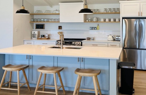 Kemp Casa | Spring Special! Get 15% Off for Stays 3 Nights or Longer Until April 30th!