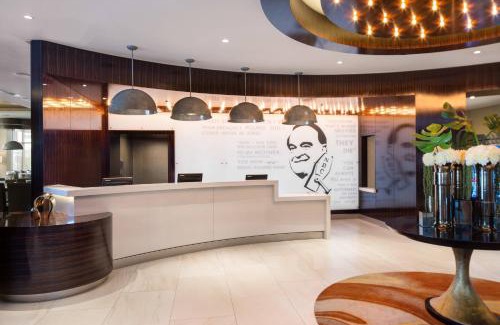 Burbank Hotel | SpringHill Suites by Marriott Los Angeles Burbank/Downtown