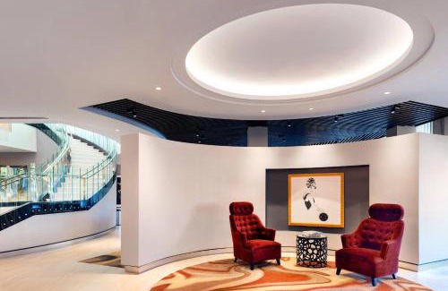 Burbank Hotel | SpringHill Suites by Marriott Los Angeles Burbank/Downtown