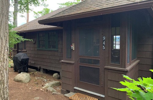 Moultonborough Cabaña | Squam Lake charming, authentic cottage with dock & tennis court