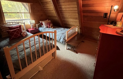 Center Harbor Casa | Squam Lake Waterfront A-frame