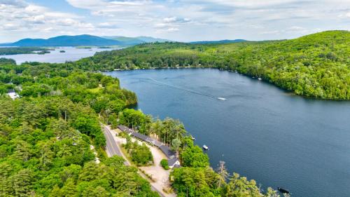 Holderness Casa | Squam Suite - Waterfront